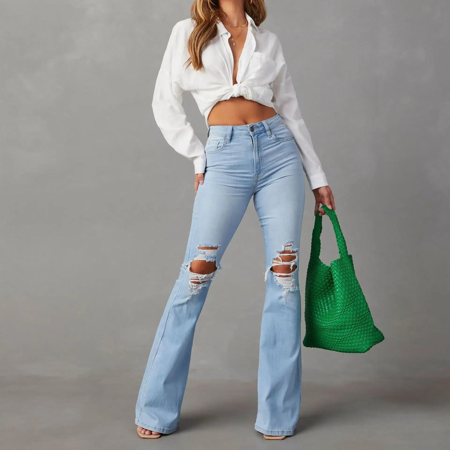 Trendy Women’s Jeans – Stylish Fits for Every Occasion