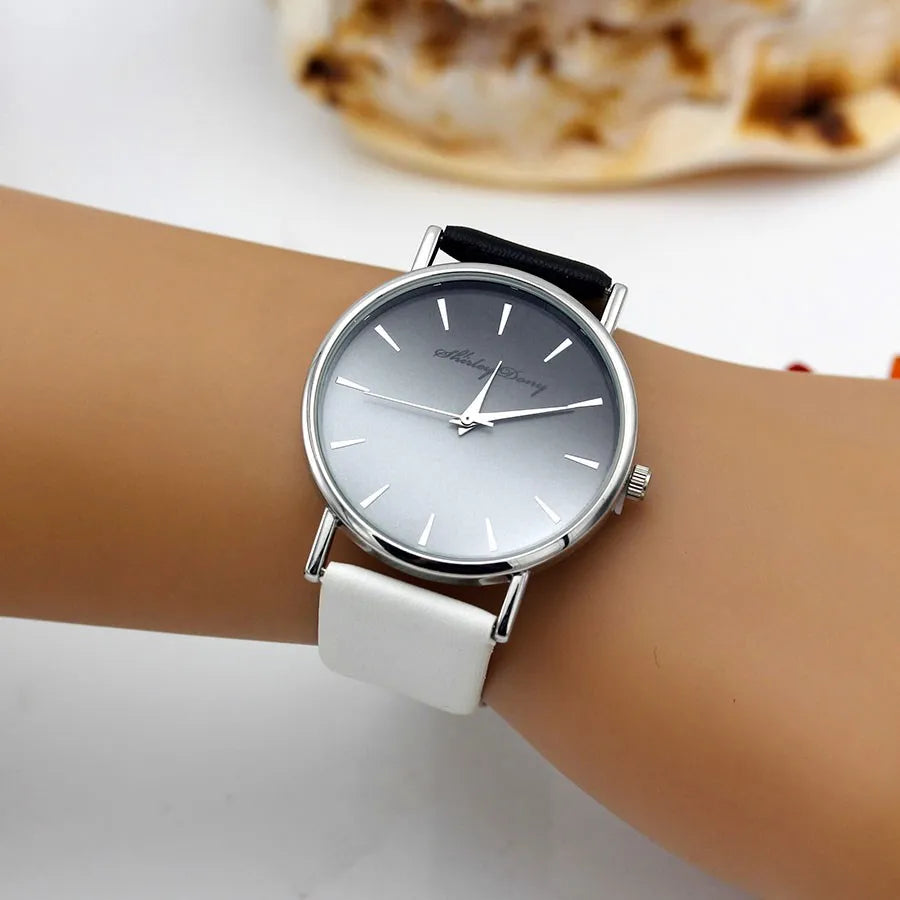 New Ladies Casual Gradient Ramp Clock 2 Color Watchstrap Luxury Women Watches.