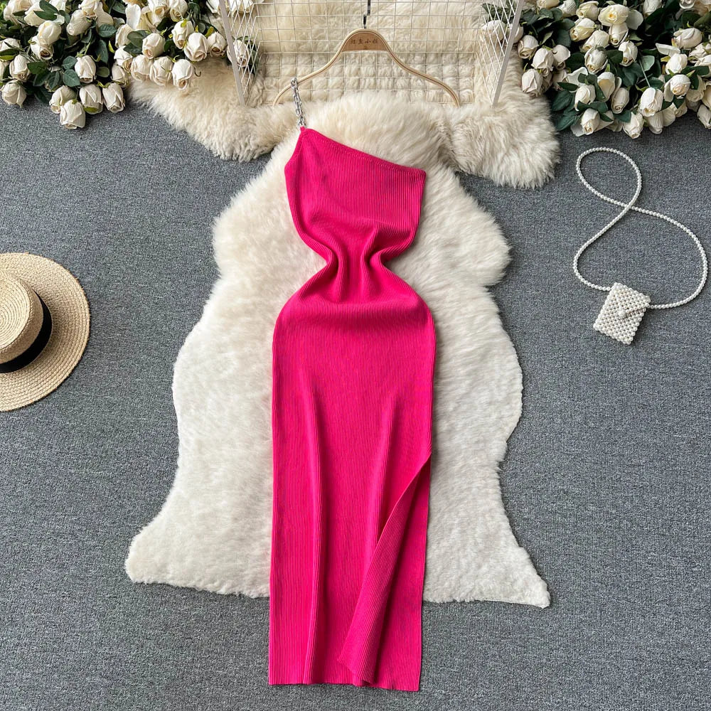 YuooMuoo Autumn Chains One-Shoulder Knitted Dress High Split Wrap Hips Bodycon.