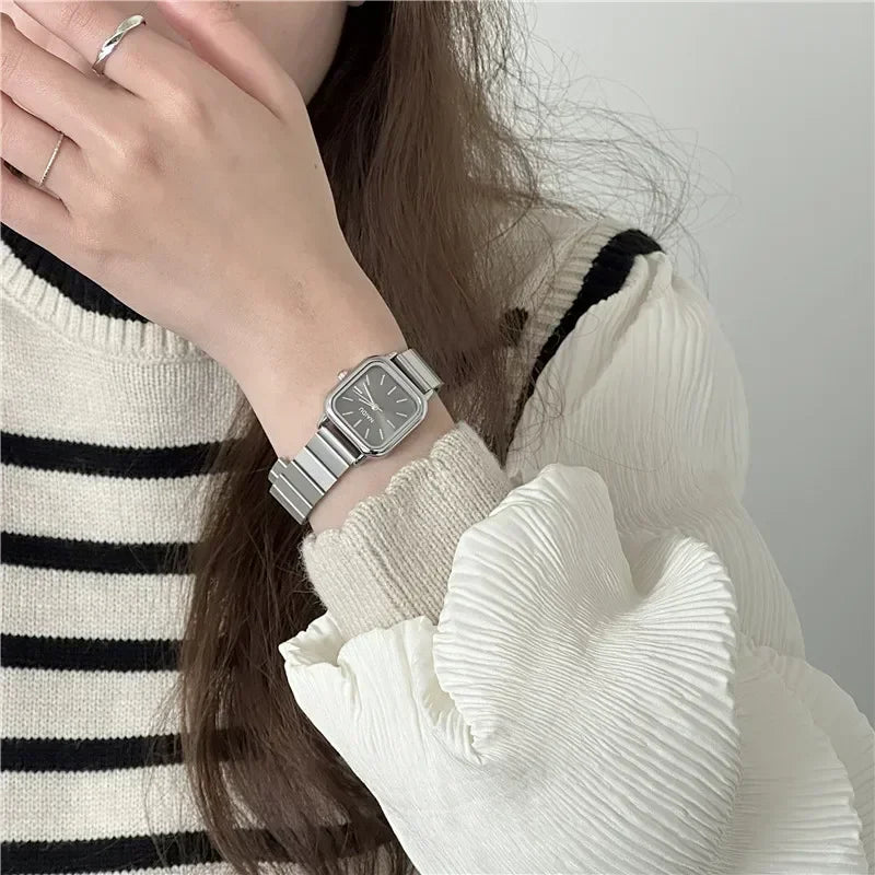 New Brand Steel Band Square Quartz Retro Minimalist Temperament Small Dial Watch.