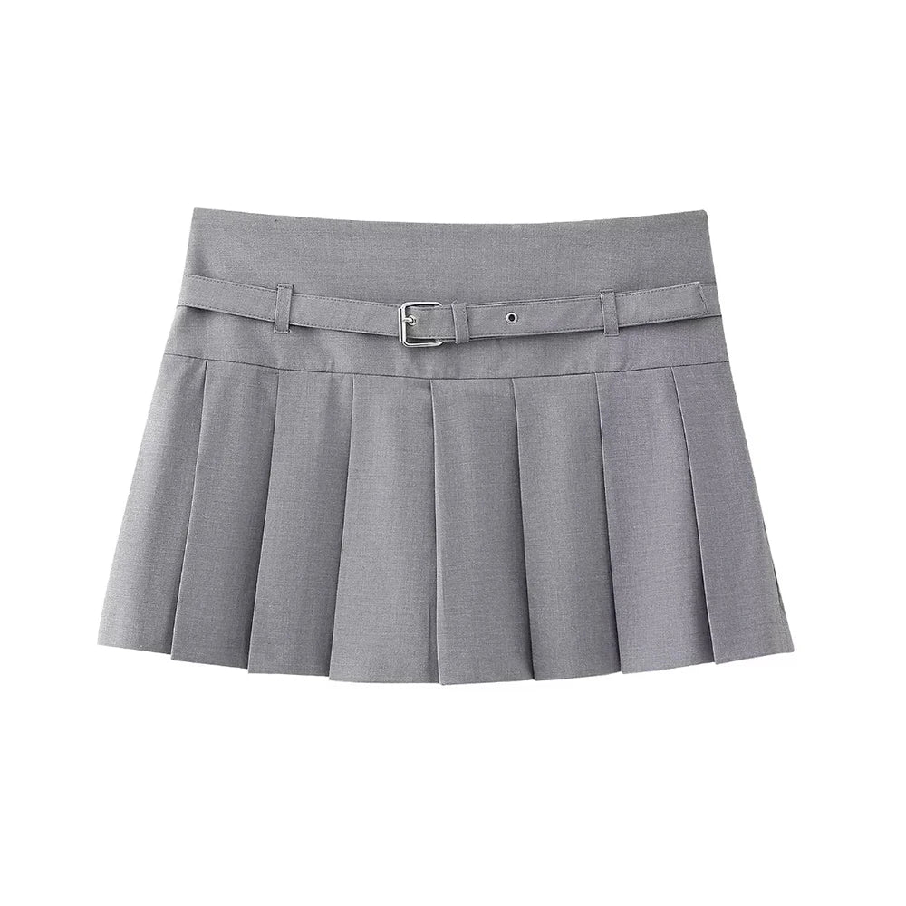 TRAF-Pleated Shorts, With Belt,Side Zipper, Mid Waist.