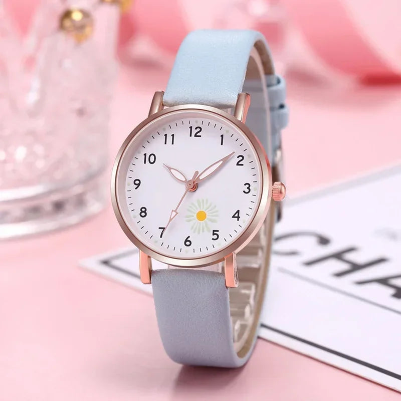 Luxury Luminous Retro Watch Back Leather Strap Quartz Montre Femme.