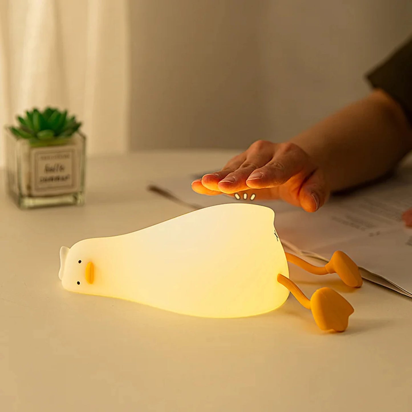 Cute Duck-Shaped Rechargeable Night Light for Bedtime