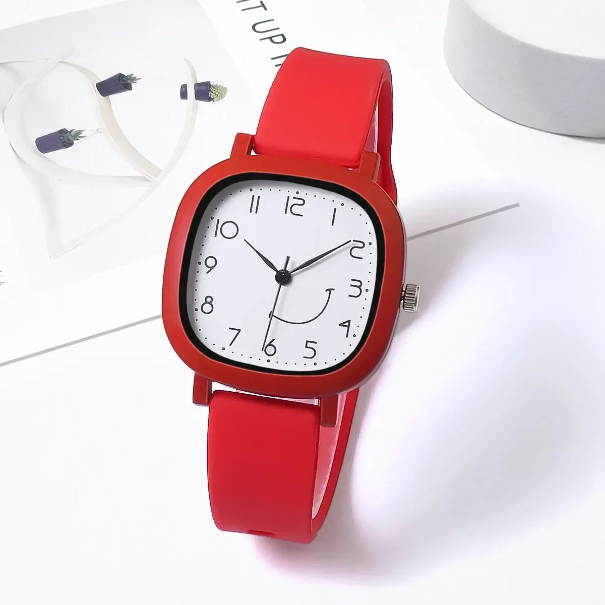 Brand Quartz Watches New Jelly Colored Silicone Strap Sports Watch Smile.