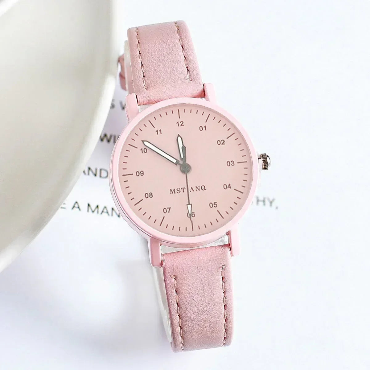 Leather Strap Quartz Wristwatches Waterproof Round Dial Retro Watch Reloj Para Mujer.