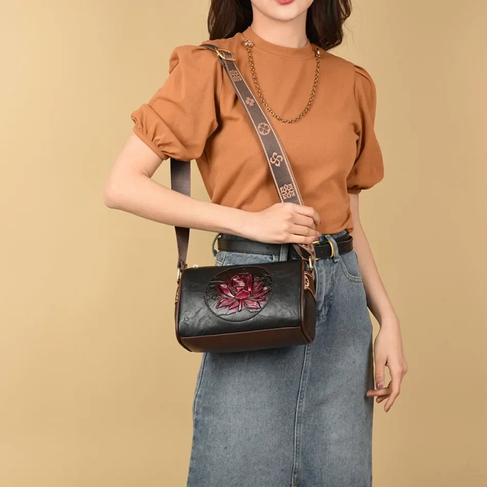 Genuine Brand Leather Sac Luxury Handbag.