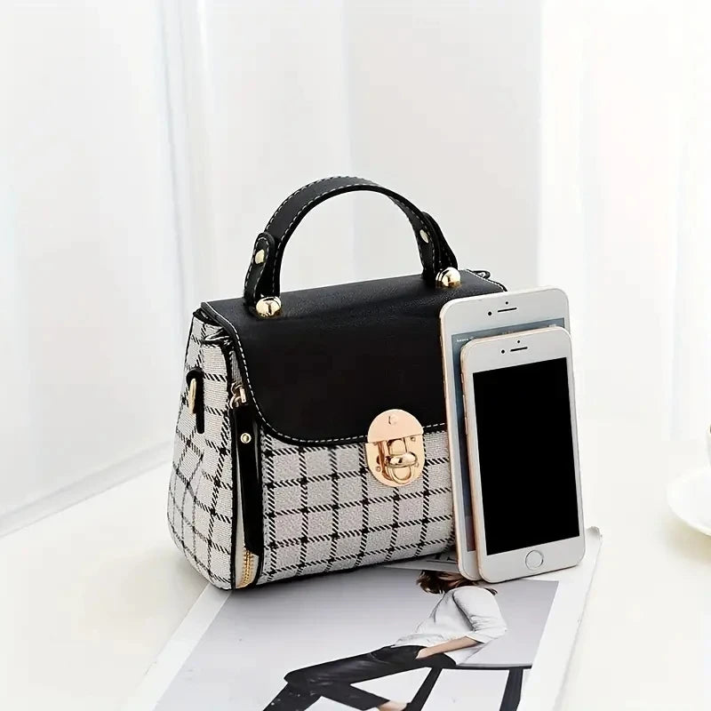 Trendy Flap Shoulder Bag PU Leather Crossbody.