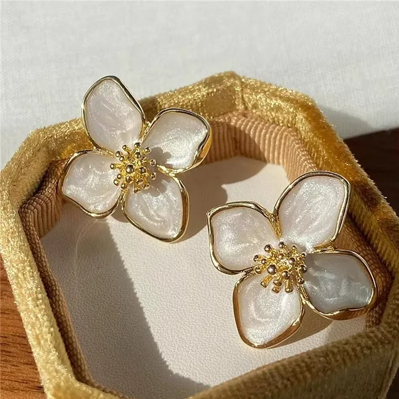 Glaze Flower Earrings