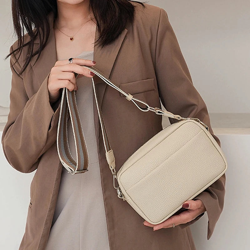 Fashion Hit Color Shoulder Bags.