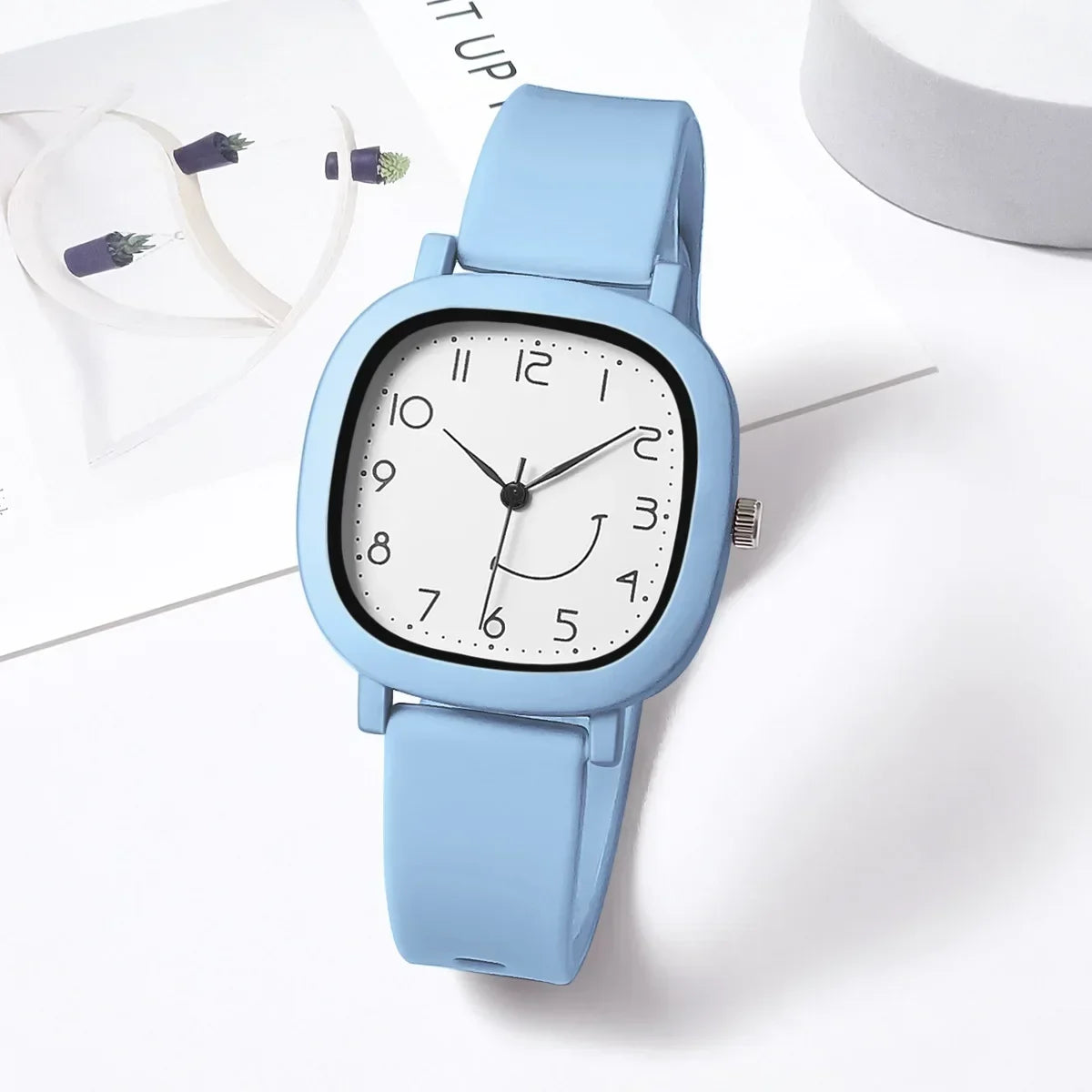 Brand Quartz Watches New Jelly Colored Silicone Strap Sports Watch Smile.