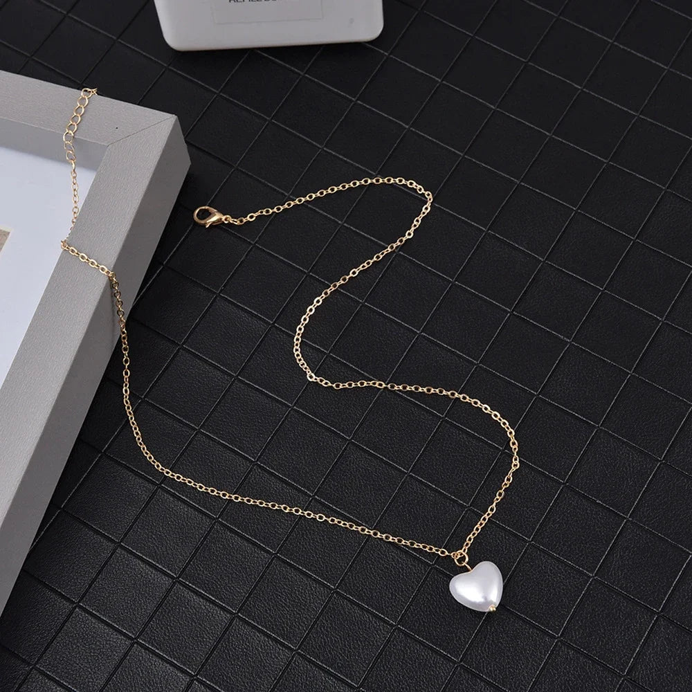 2024 New Fashion Pearl Choker Necklace.