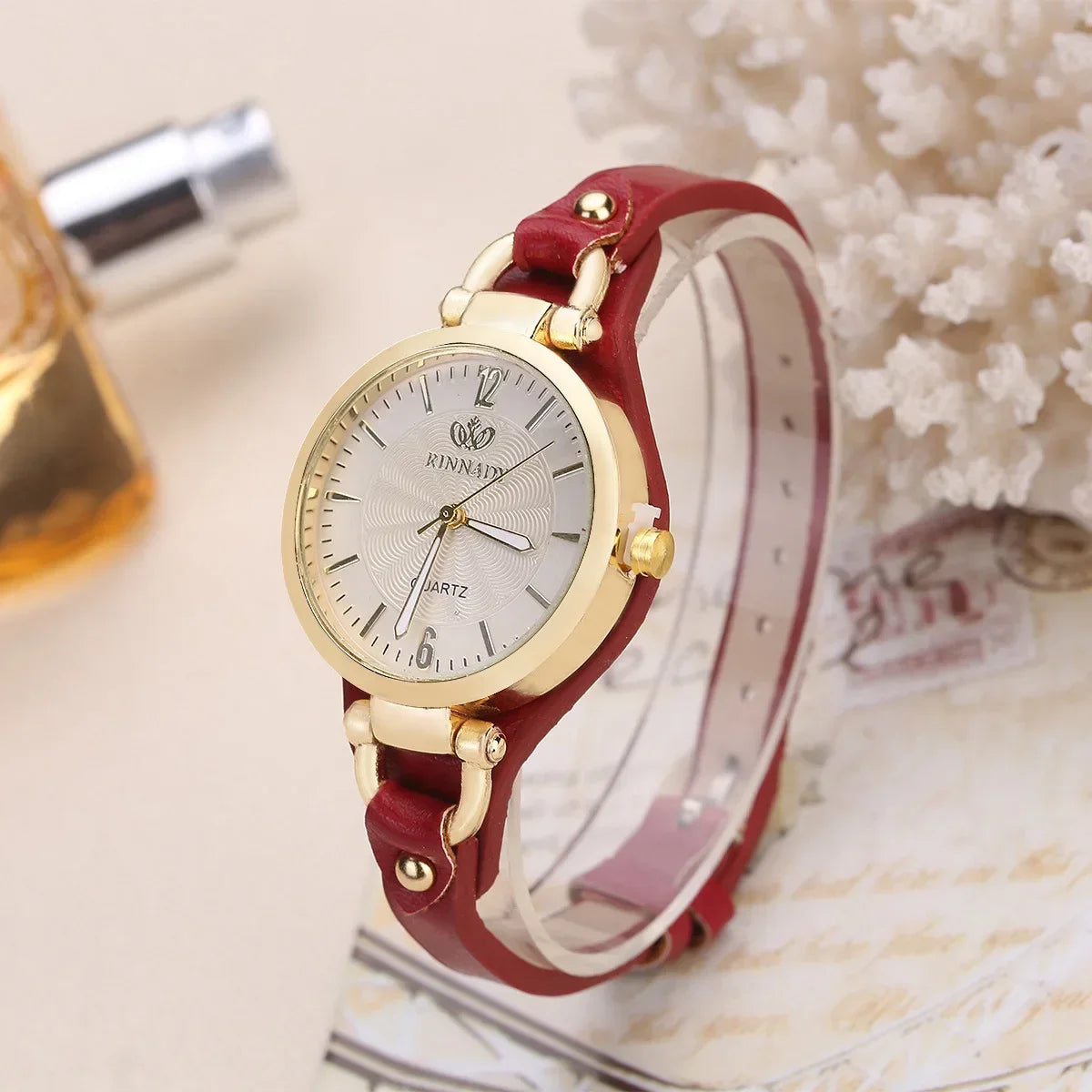 2024 Quartz Watch PU Leather Thin Strap Ladies Watch Relojes Para Mujer.