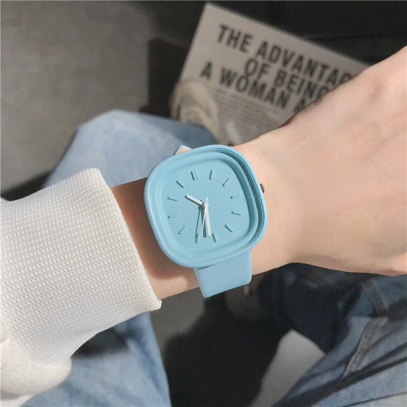 Brand Sport Style Ladies Watch Leather Watch Quartz Montre Femme.