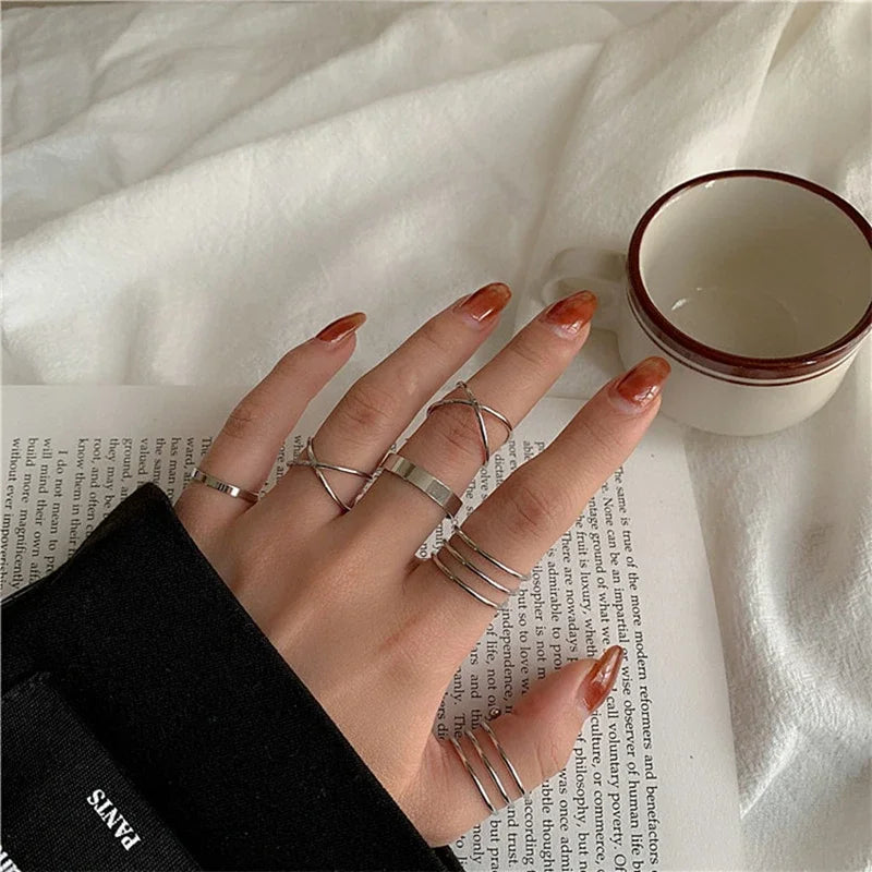 7pcs Fashion Jewelry Rings Set Metal Hollow Round Opening Ring.