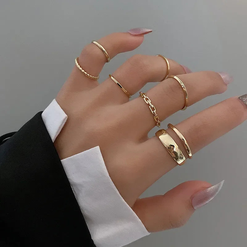 7pcs Fashion Jewelry Rings Set Metal Hollow Round Opening Ring.